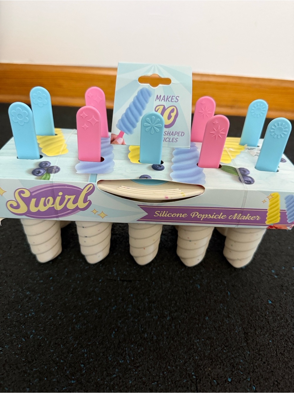 Silicone Swirl Popsicle Maker - 10 Ice Pop Molds